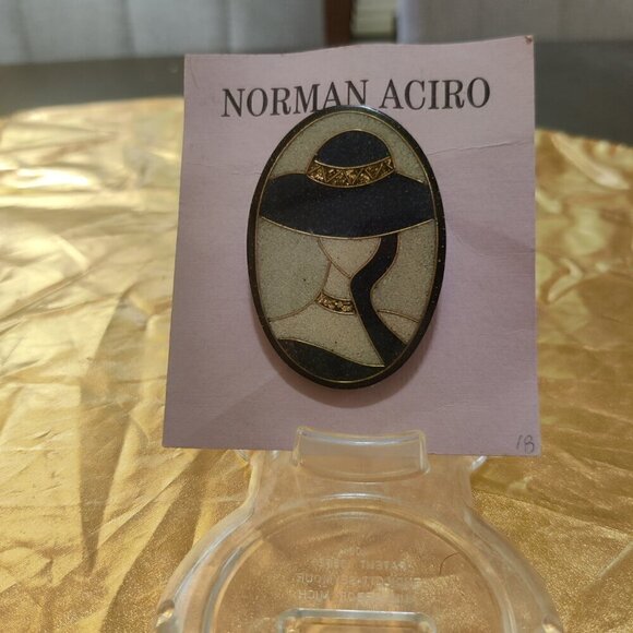 Lucite Portrait of a Lady Brooch worked in glitter, by Norman Aciro. Art Deco. - Picture 6 of 6